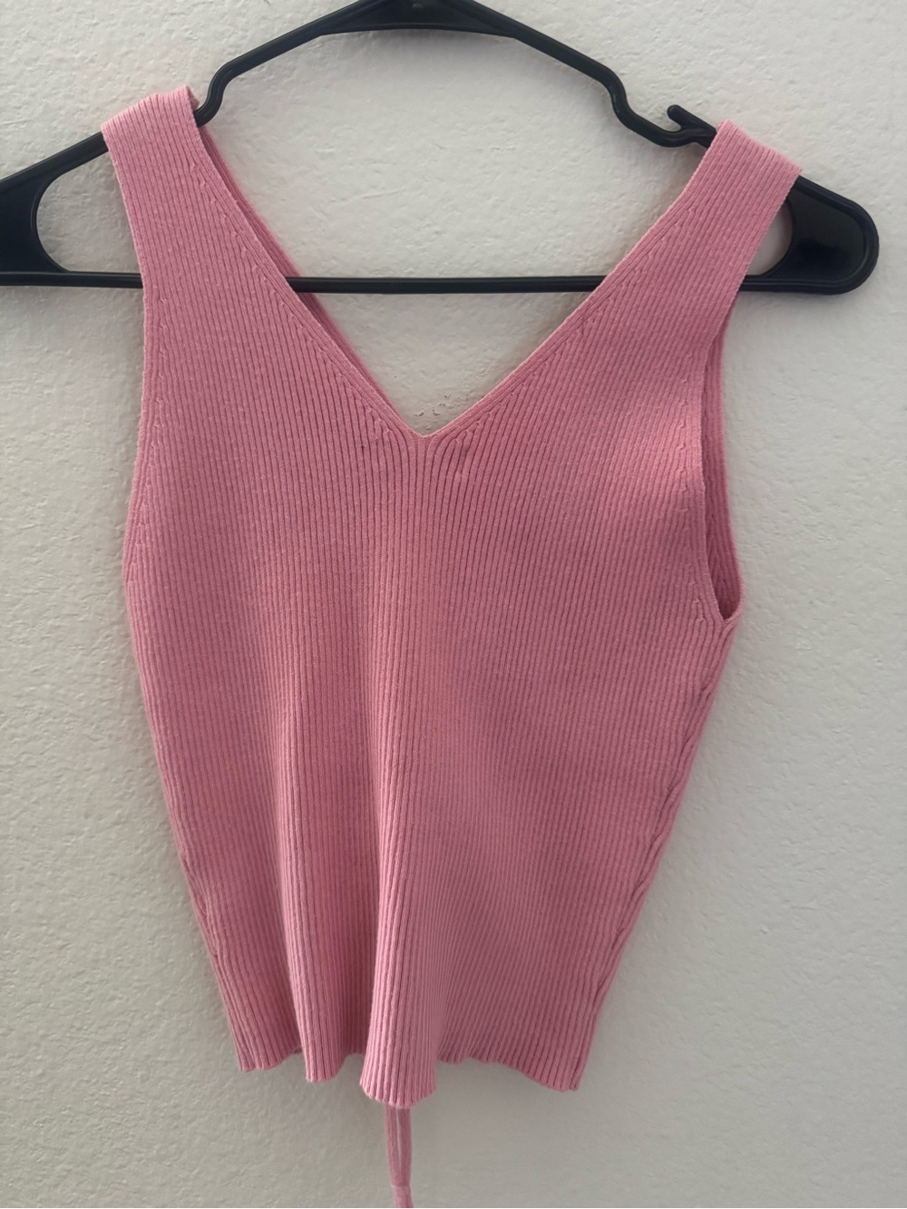 Active USA Pink Ribbed V-Neck Drawstring Tank - Picture 2 of 3